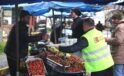 Soğuk kış günlerinde esnaf için çorba ikramı yapıldı