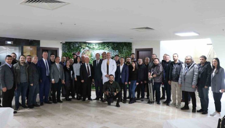 Denizli Tekden Hastanesi, gazetecilere check up hizmeti sunarak jest yaptı.