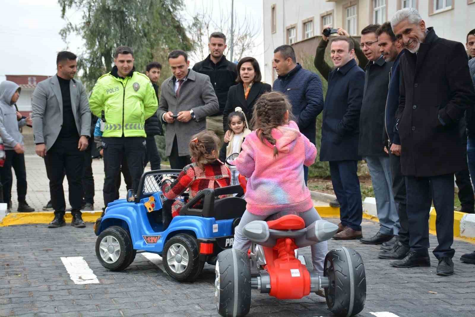 Silopi’de açılan trafik parkuruna, Şehit Polis Memuru Fethi Sekin’in ismi verildi.