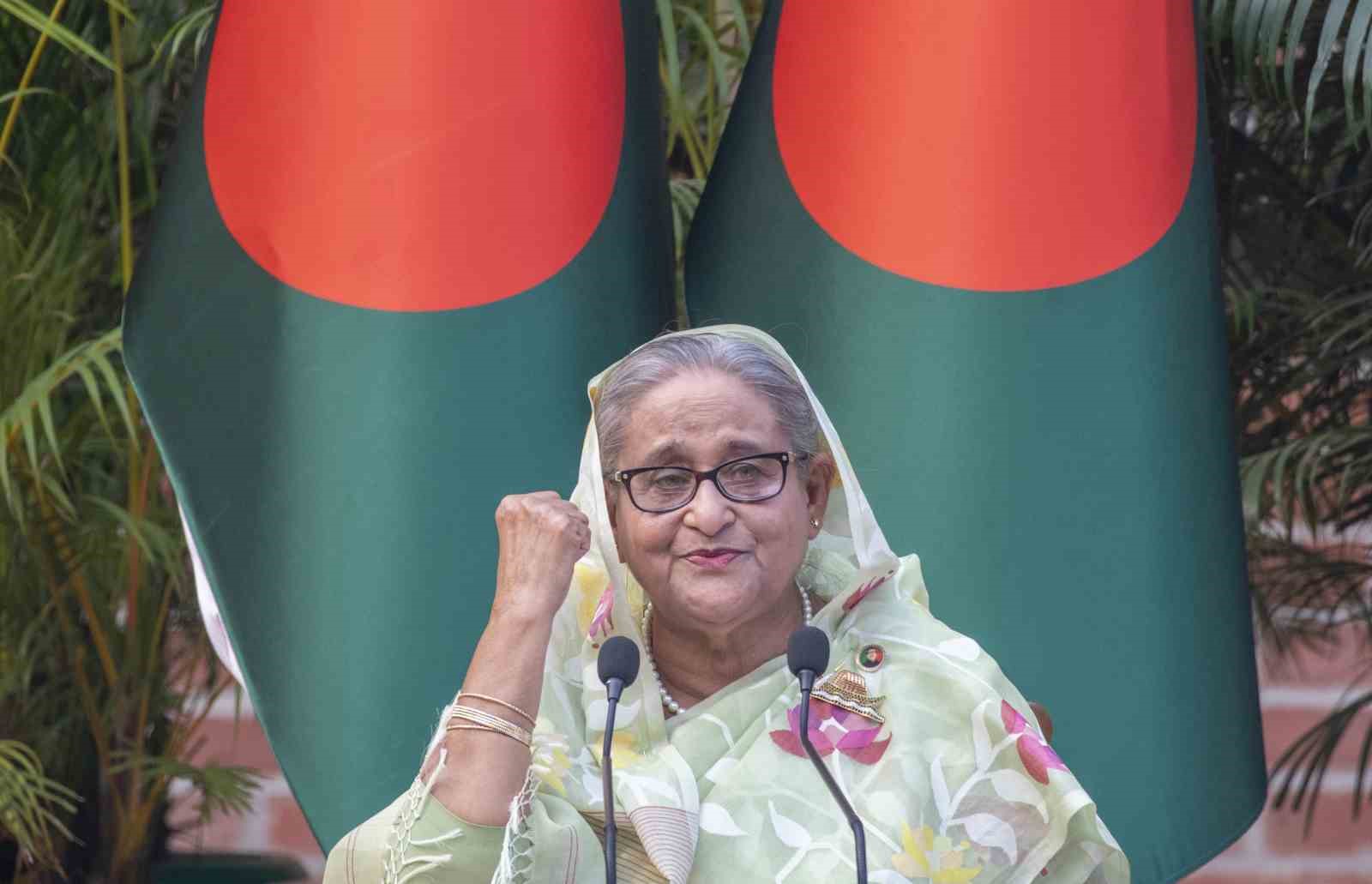 Bangladeş’te Şeyh Hasina, beşinci defa başbakanlığa yemin etti.