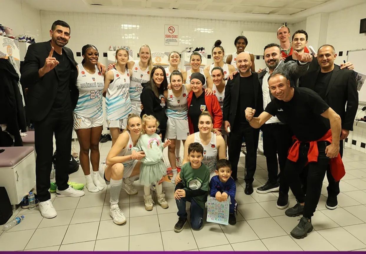 Melikgazi Kayseri Basketbol, EuroCup Kadınlar Son 16 Turu’nda NKA Pecs Üniversitesi’ni 76-65 yenerek galip geldi.