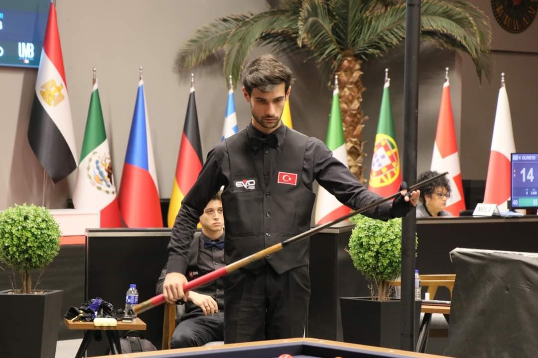 AGÜ öğrencisi, Türkiye Bilardo Şampiyonası’nda birinci oldu