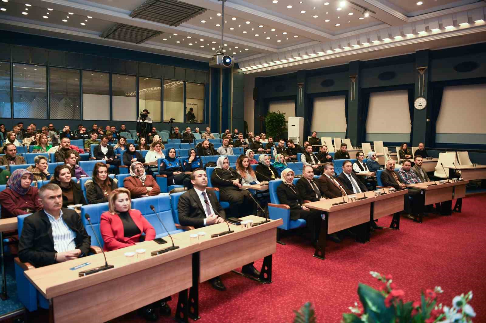 Kayseri’de Kariyer Konferansları Devam Ediyor