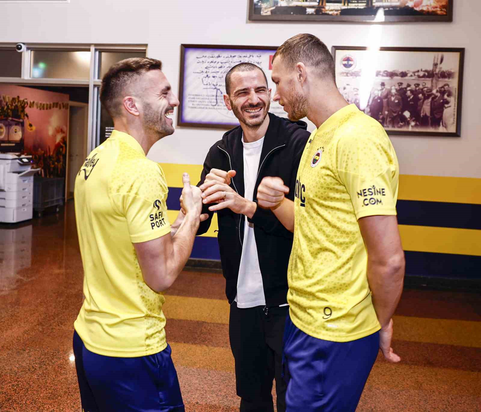 Fenerbahçe’nin yeni transferi Bonucci, takım arkadaşlarıyla buluştu