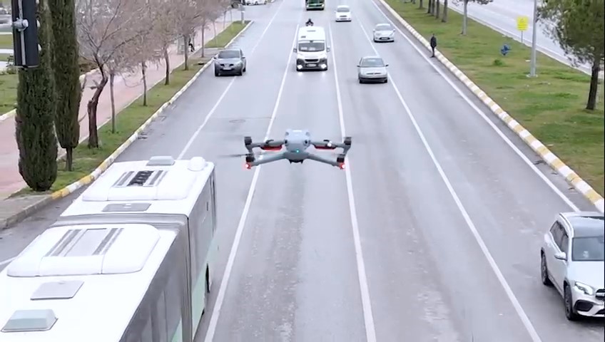 Denizli’de havadan trafik denetimleri dronlarla devam ediyor