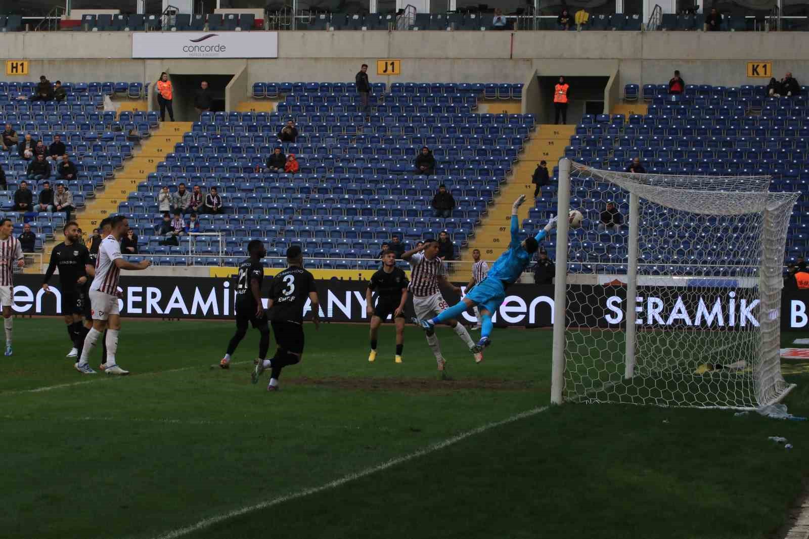 Hatayspor ile Pendikspor Arasındaki Maçta Beraberlik: 1-1 (Sonuç)