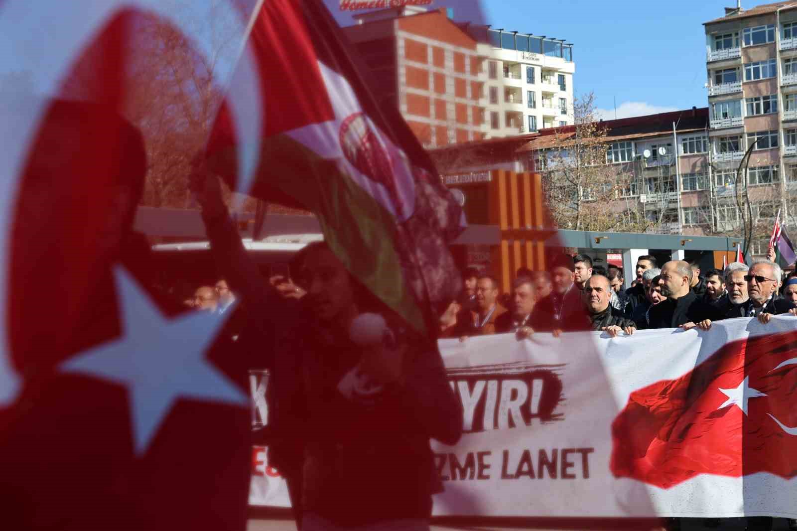 Elazığ’da terör kınandı, Filistin’e destek yürüyüşü düzenlendi