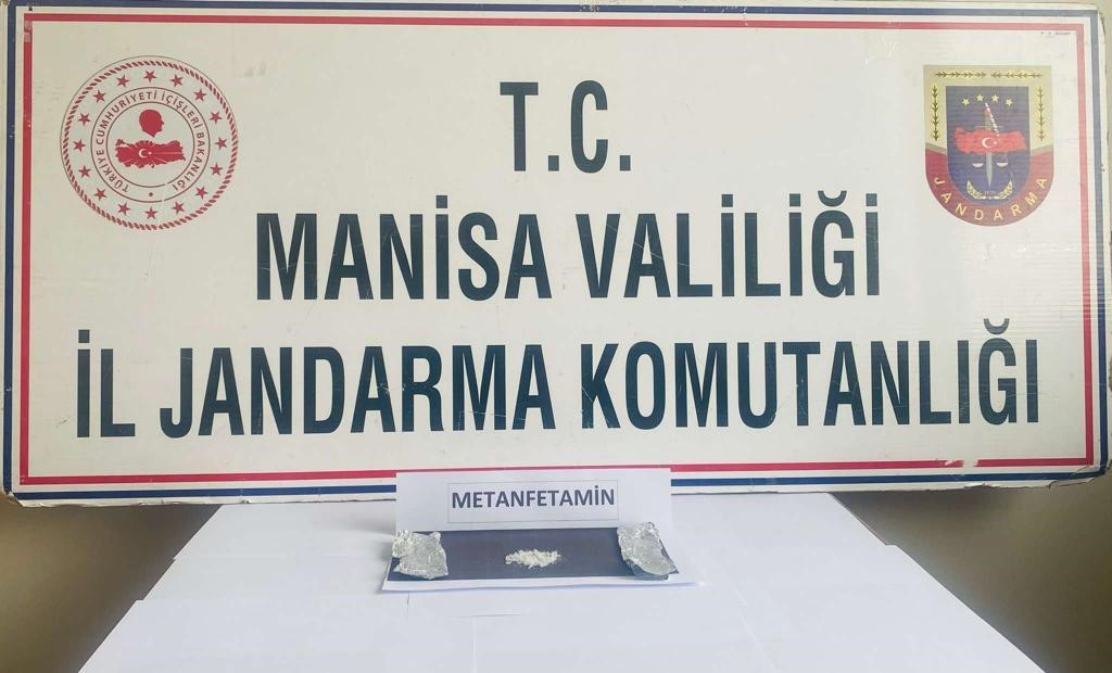 Manisa’da bir kişinin üstünden metamfetamin bulundu