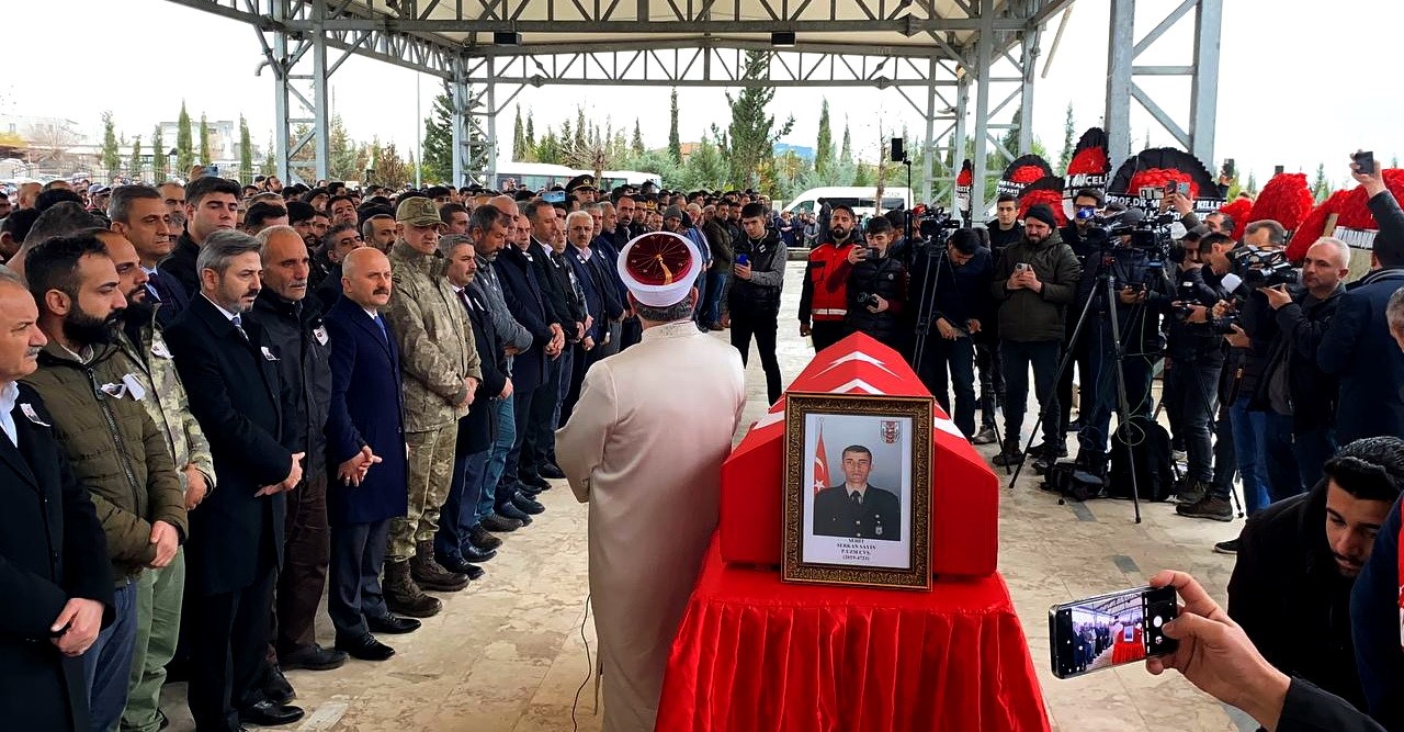 Sonsuzluğa uğurlanan Şehit Piyade Uzman Çavuş Serkan Sayın için veda töreni düzenlendi