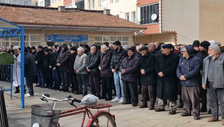 Vefat eden Tahir Arslan için son vedalar yapılıyor