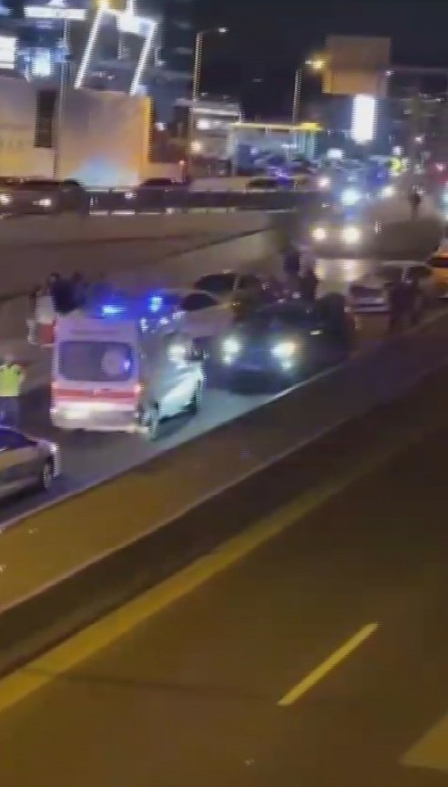 Ankara’da ardı ardına zincirleme trafik kazası yaşandı