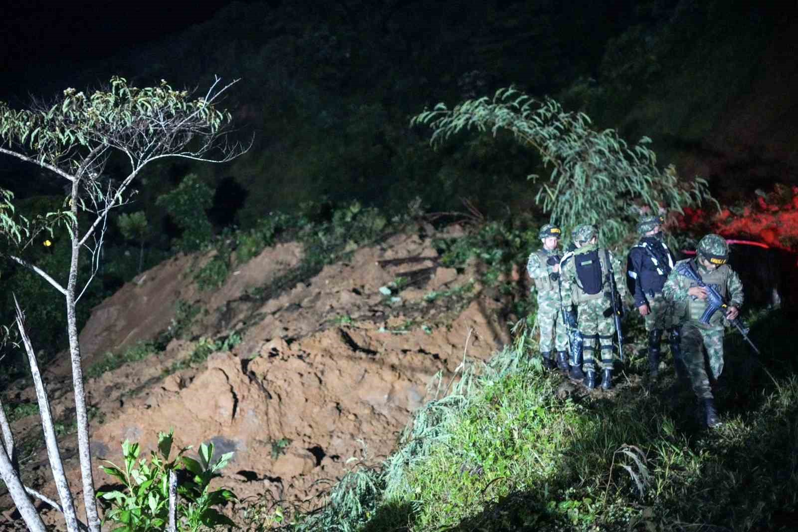 Kolombiya’da yaşanan toprak kaymasında ölü sayısı 33’e çıktı.