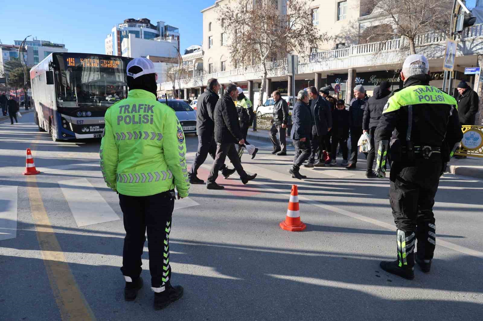 Elazığ’da Yeni Uygulama: Öncelik Yayanın!