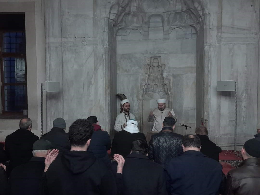 Edirne’deki camilerde şehitler için dualar edildi