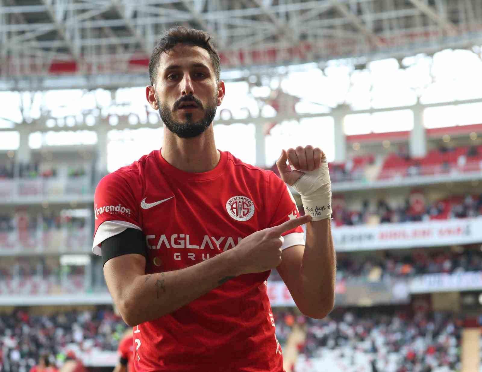 Antalyaspor Futbolcusu Jehezkel, Skandal Sevinciyle Gündeme Geldi!