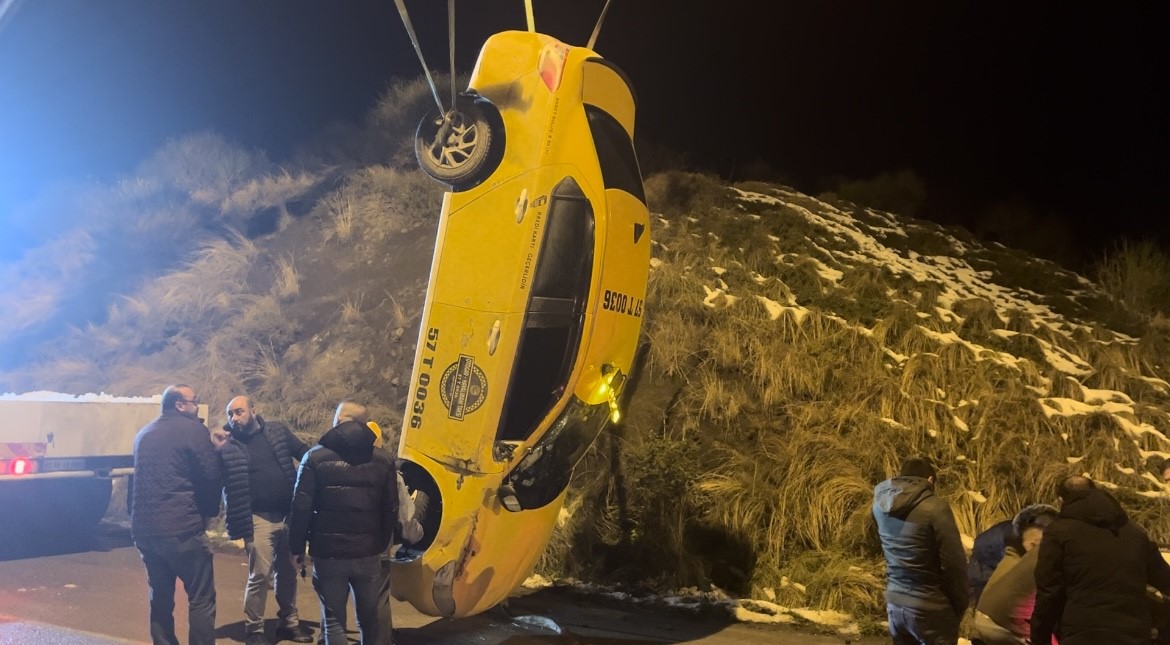 Sinop’ta buzlanma sebebiyle trafik kazası: 1 kişi yaralandı
