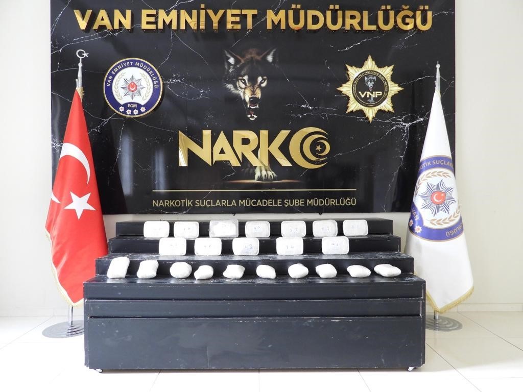 Van’da 12 kilogram metamfetamin yakalandı, şok edici vurgun!