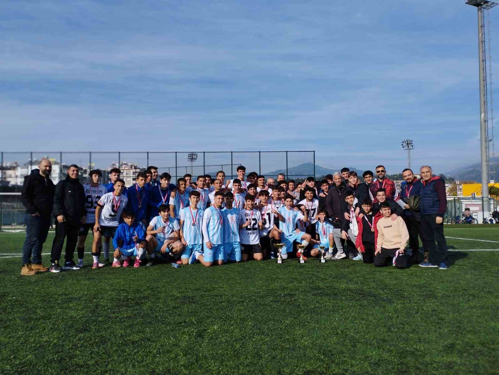 Aydın’da Genç Futbolcular Arasındaki Rekabet İl Birincilik Yarışmasında Son Buldu