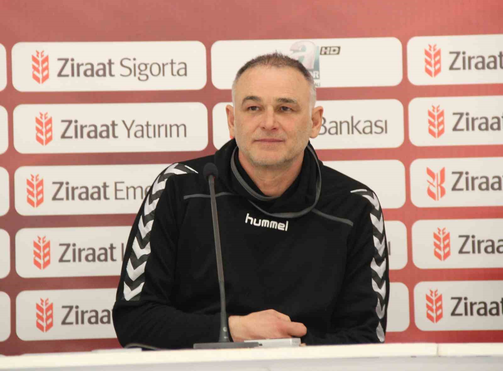 Konyaspor, yeni teknik direktörünü belirledi: Fahrudin Omerovic ile anlaşma sağlandı!
