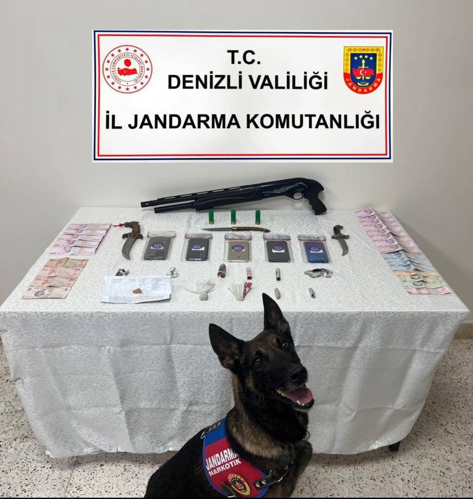 Jandarma, iki ilçede uyuşturucu tacirlerine yönelik operasyon gerçekleştirdi: 7 kişi gözaltına alındı