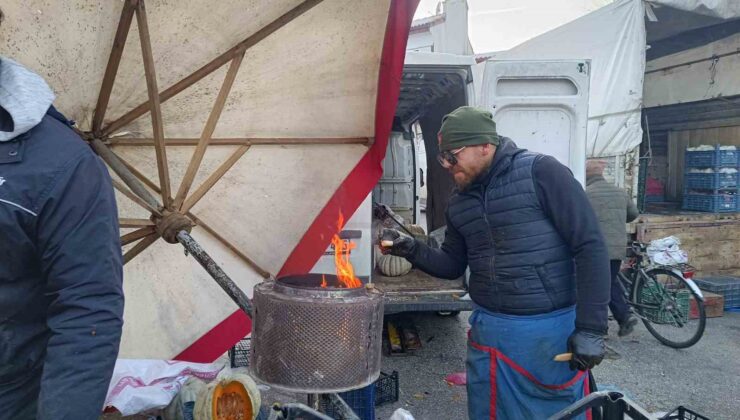 Eskişehir’deki pazarcılar, emek paraları için soğuk hava koşullarına karşı mücadele ediyor