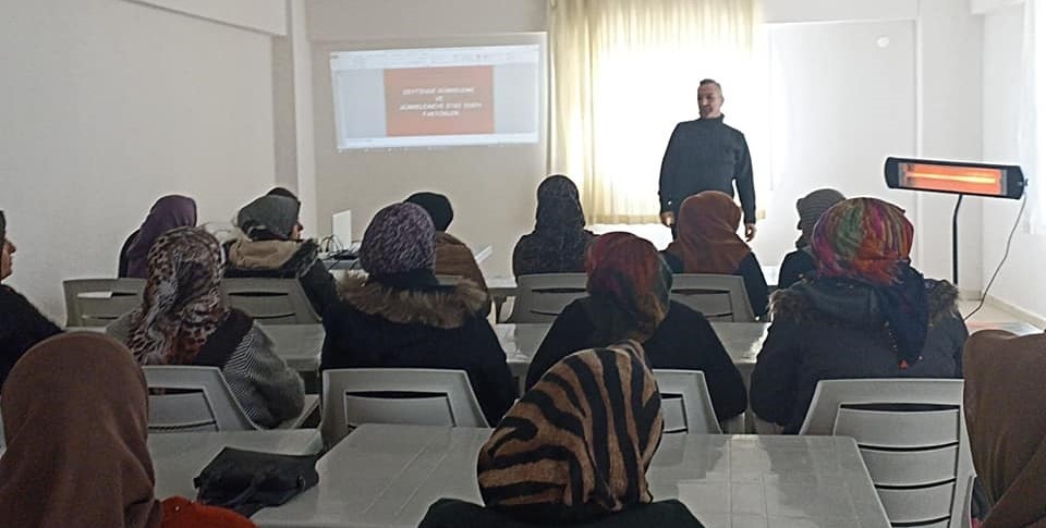 Didim’de Zeytin Ağaçları Yetiştirme ve Budama Eğitimi Başladı