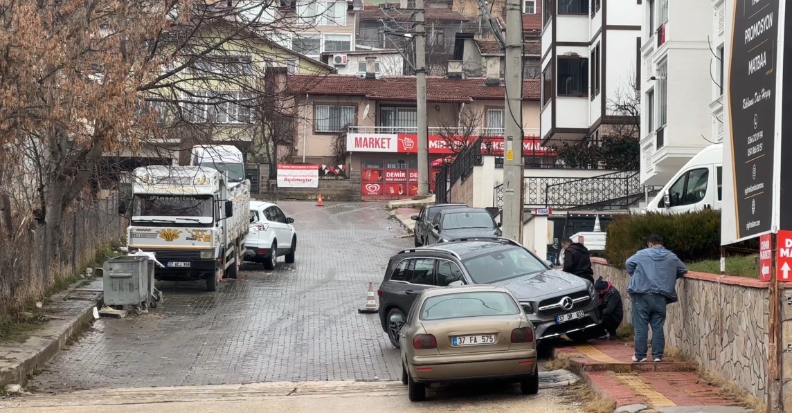 Gizli buzlanma Kastamonu’da büyük sorunlara yol açtı: Yollar kapanarak hayat durma noktasına geldi!