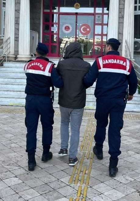 Çankırı’da aranan şahıslara yönelik büyük çaplı baskın: 87 kişi gözaltına alındı!