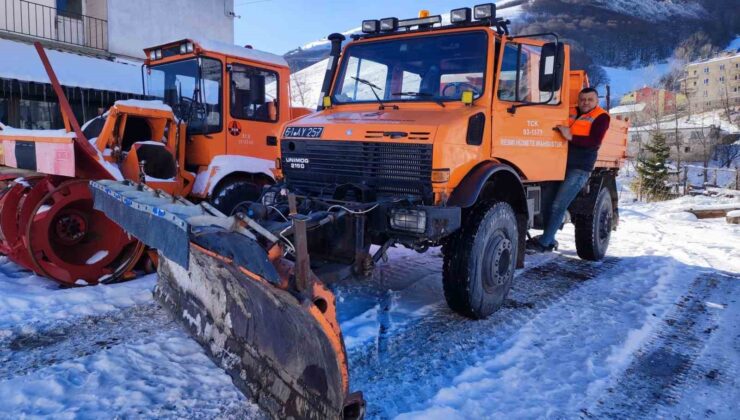 Kar, Eğribel geçidi aşıldı, ancak tünel açılışı sonrası karla mücadele devam ediyor