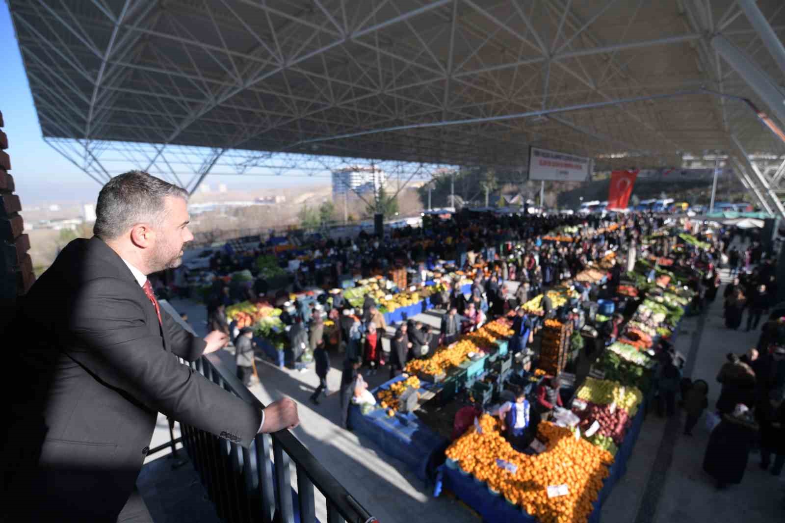 Pursaklar’da her mahallede rahatlıkla alışveriş yapabileceğiniz bir dönem