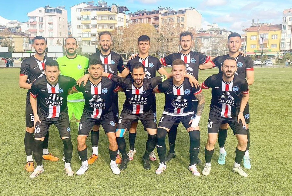 Kayseri’nin BAL Takımları İlk Yarıda Hiç Kırmızı Kart Görmemesi Şaşırttı