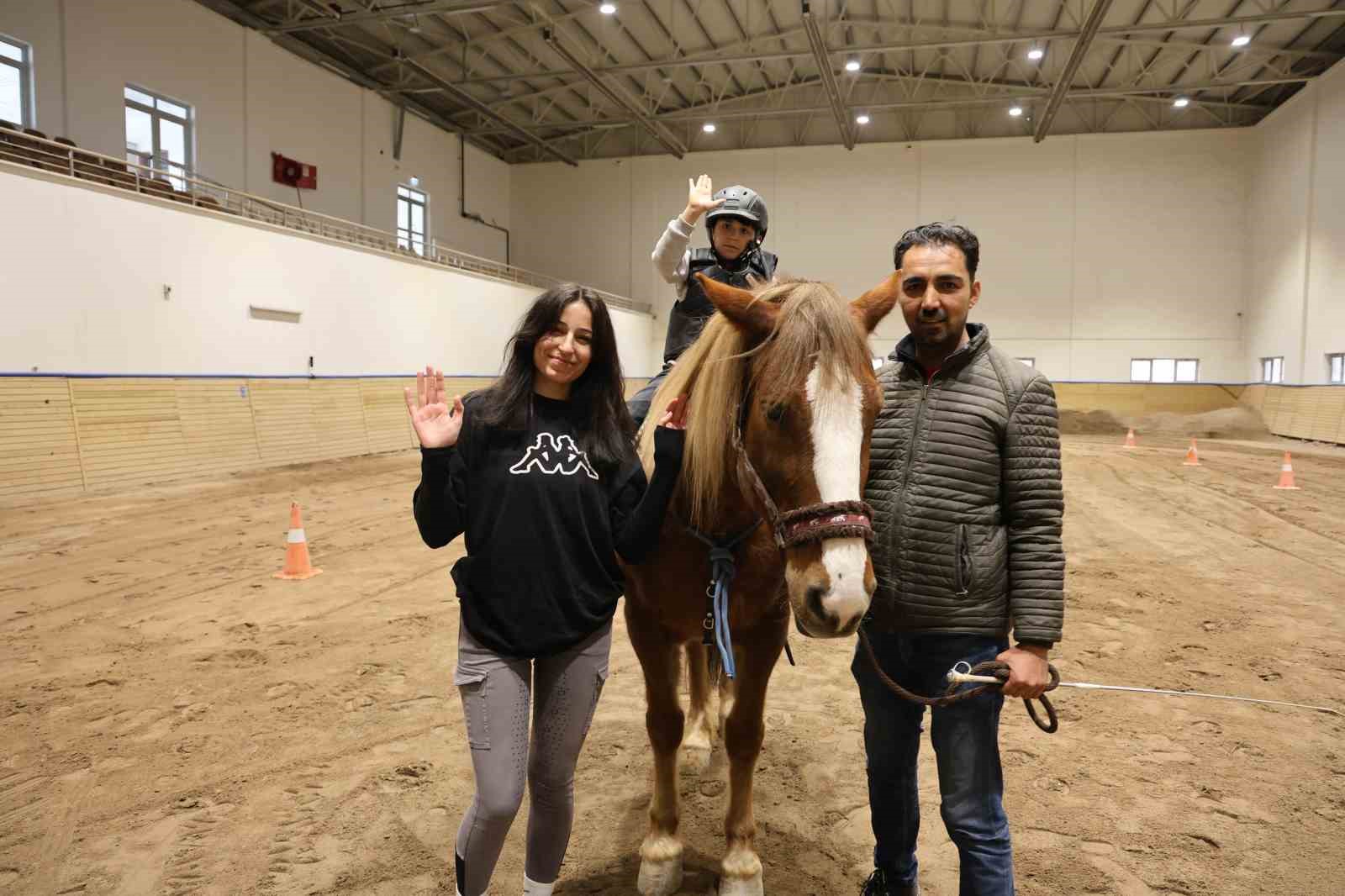 Başlarda korku, ardından direnç: İlginç bir merdiven deneyi