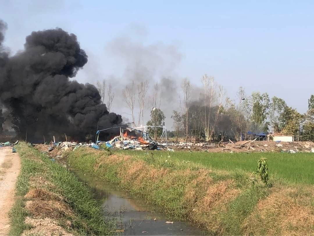 Tayland’da havai fişek fabrikasında meydana gelen patlama sonucunda en az 20 kişi hayatını kaybetti.