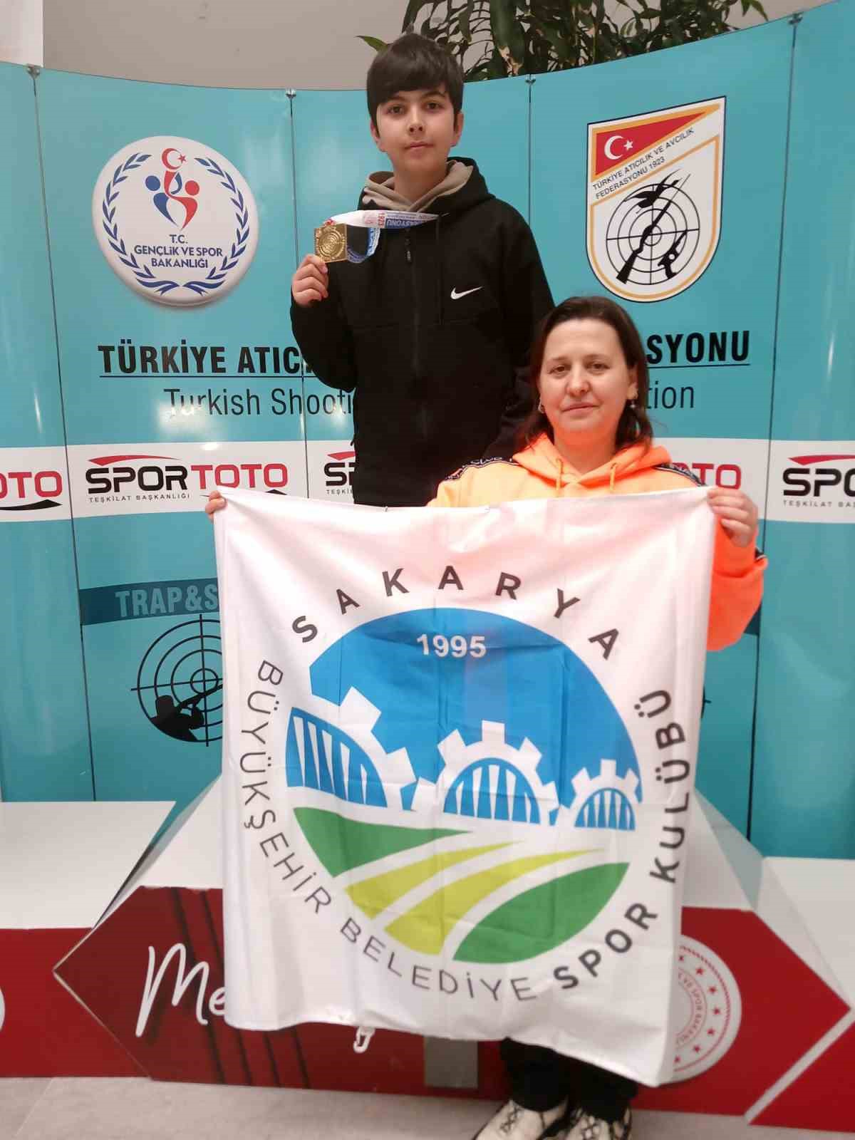 Büyükşehir Atletinden Türkiye Şampiyonasında muhteşem başarı