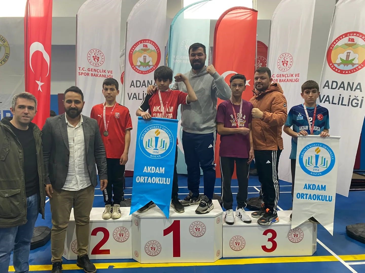 Akdam Ortaokulu, Adana’yı bilek güreşi şampiyonasında temsil edecek!
