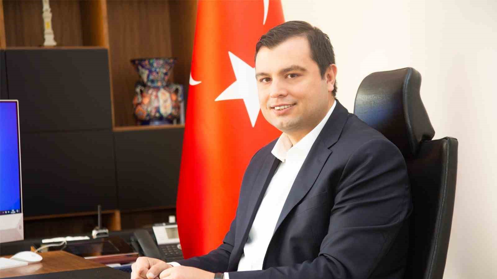 AK Parti’nin Uşak Belediye Başkan adayı olarak Başkan Çakın seçildi.