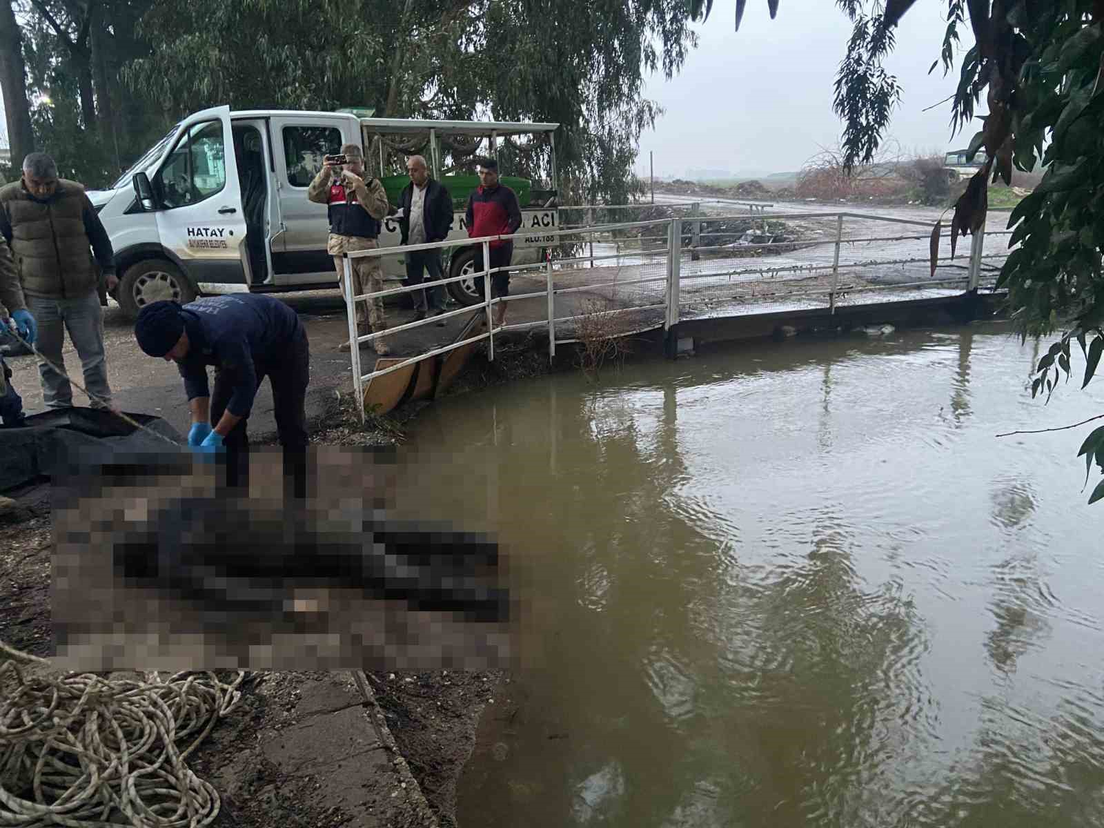 Sulama kanalında bir erkek cesedi bulundu