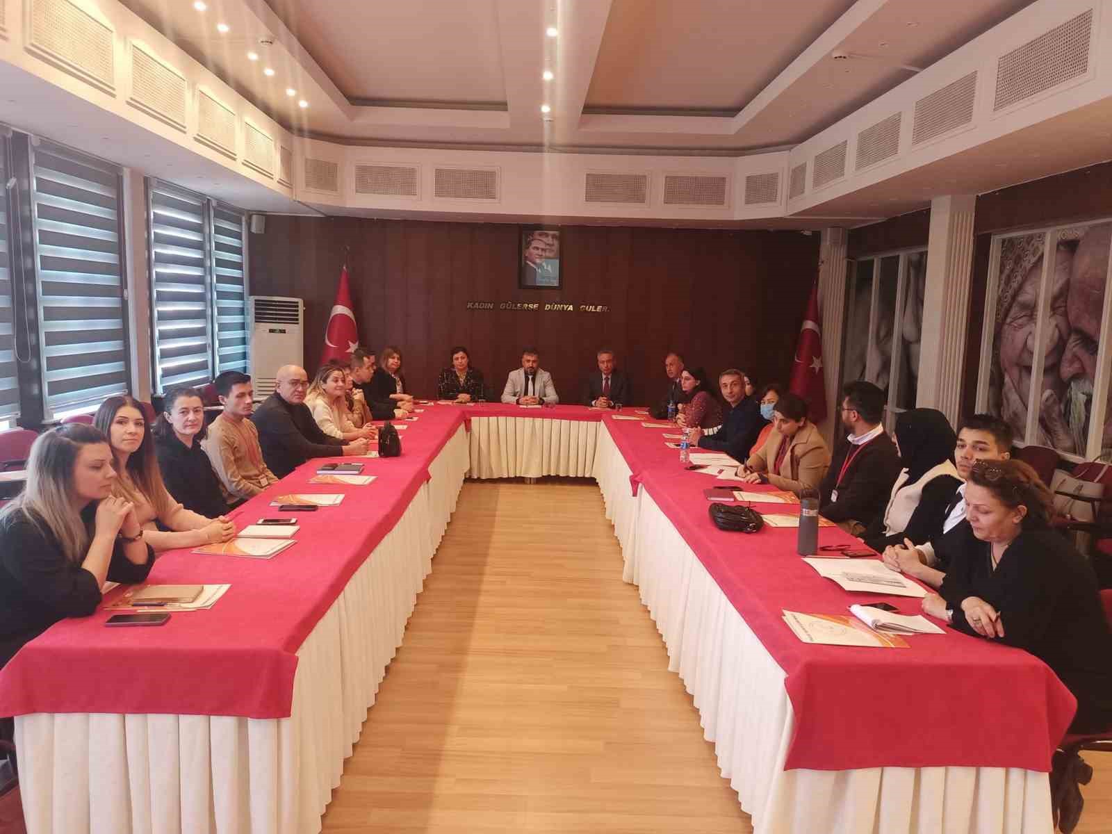 Müdür Kömürcüoğlu, 2021 yılı projelerini masaya yatırdı