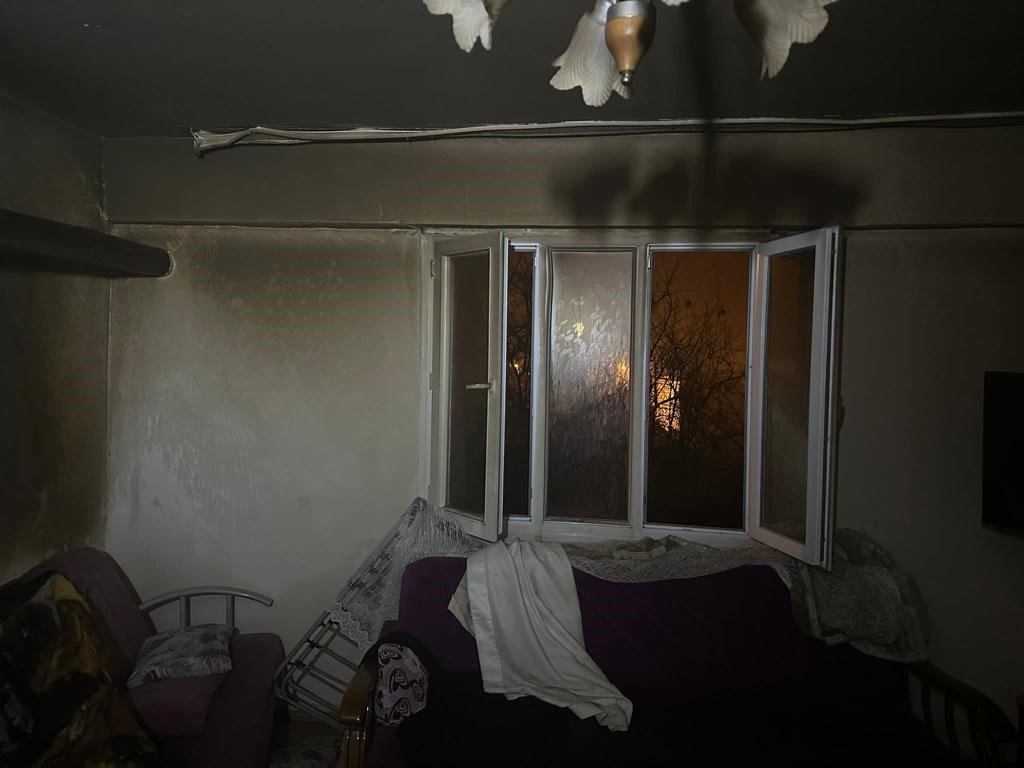 Antakya’da bir evde meydana gelen yangın büyümeden söndürüldü