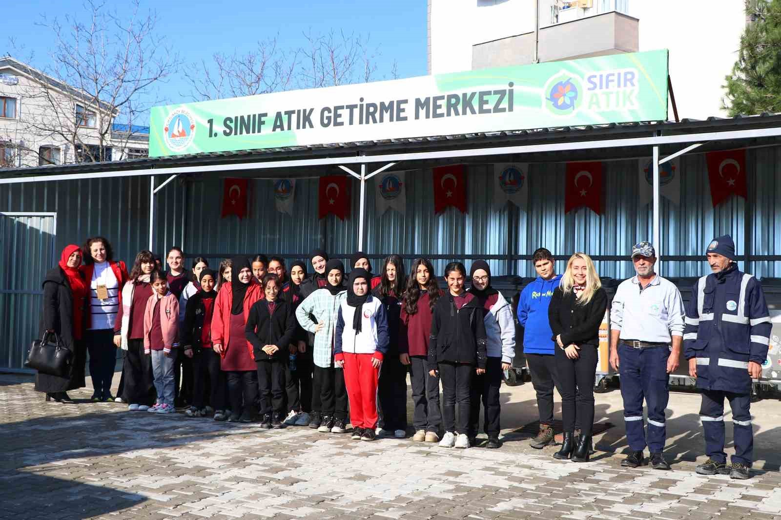 Çiftlikköy’deki öğrenciler, sıfır atık eğitim atölyesine katılım gösterdi.