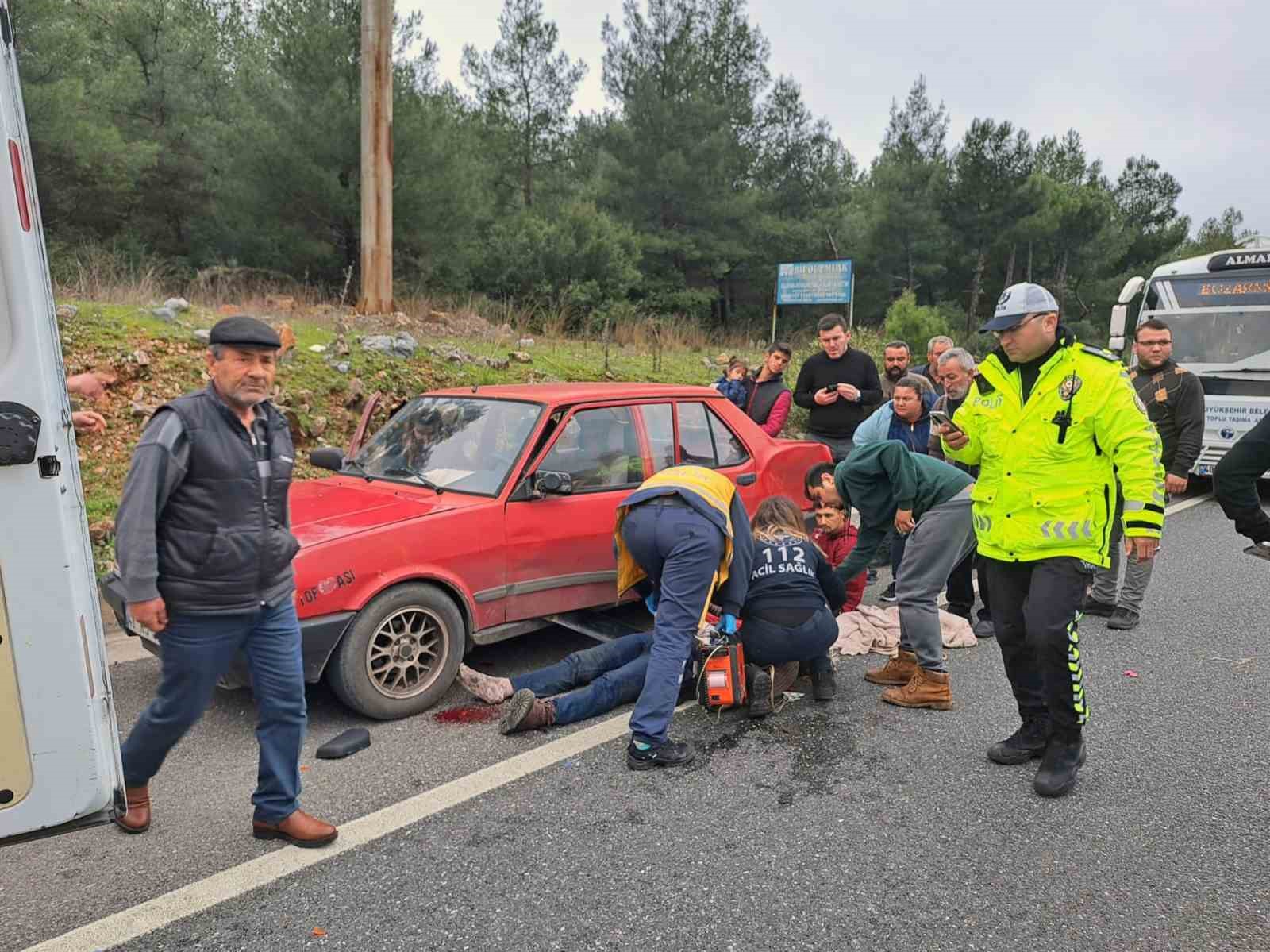 Menteşe’de meydana gelen trafik kazasında, biri ağır olmak üzere iki kişi yaralandı.