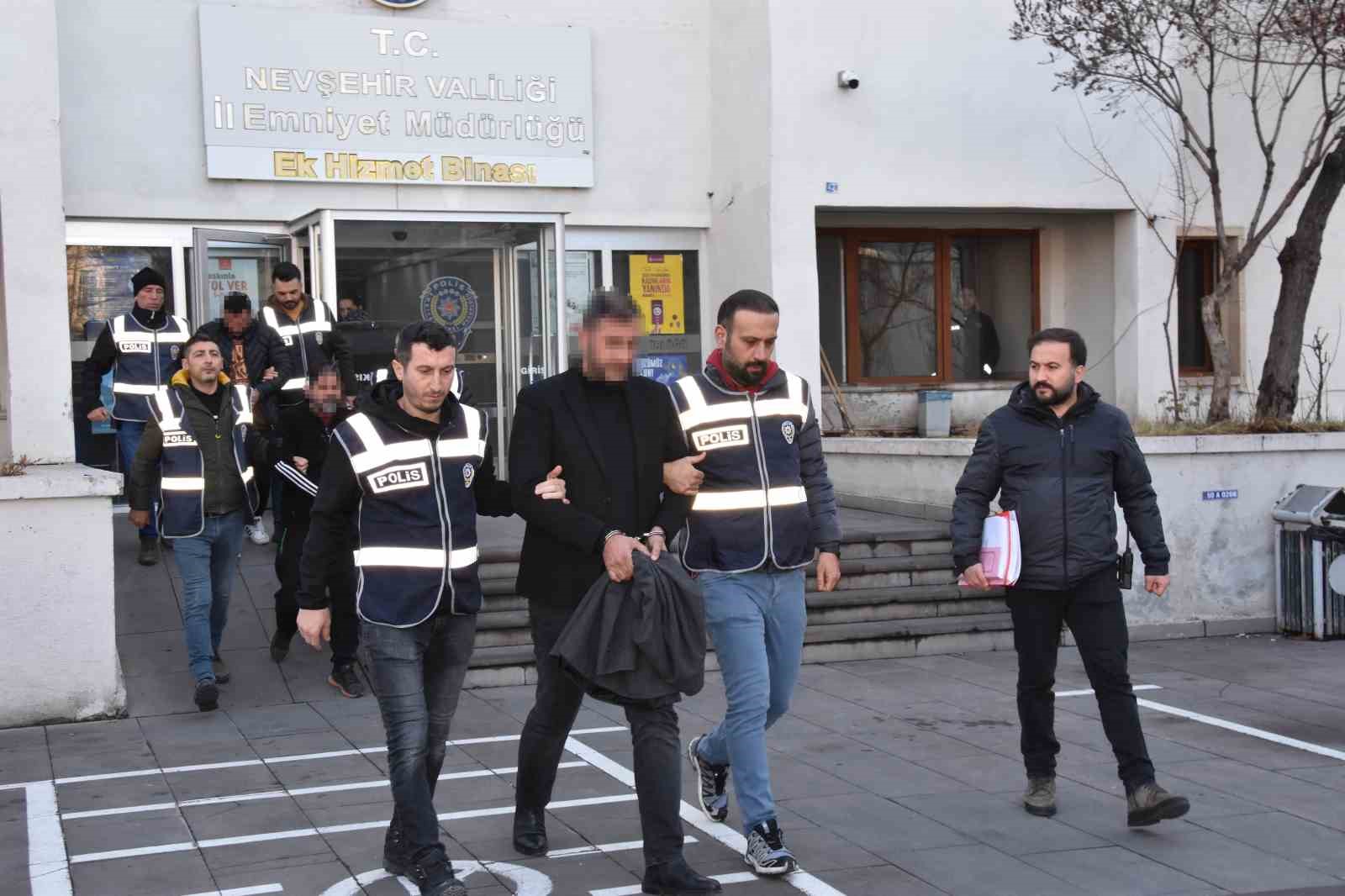 Nevşehir’de Sazan Sarmalı Operasyonu: 5 Kişi Gözaltına Alındı