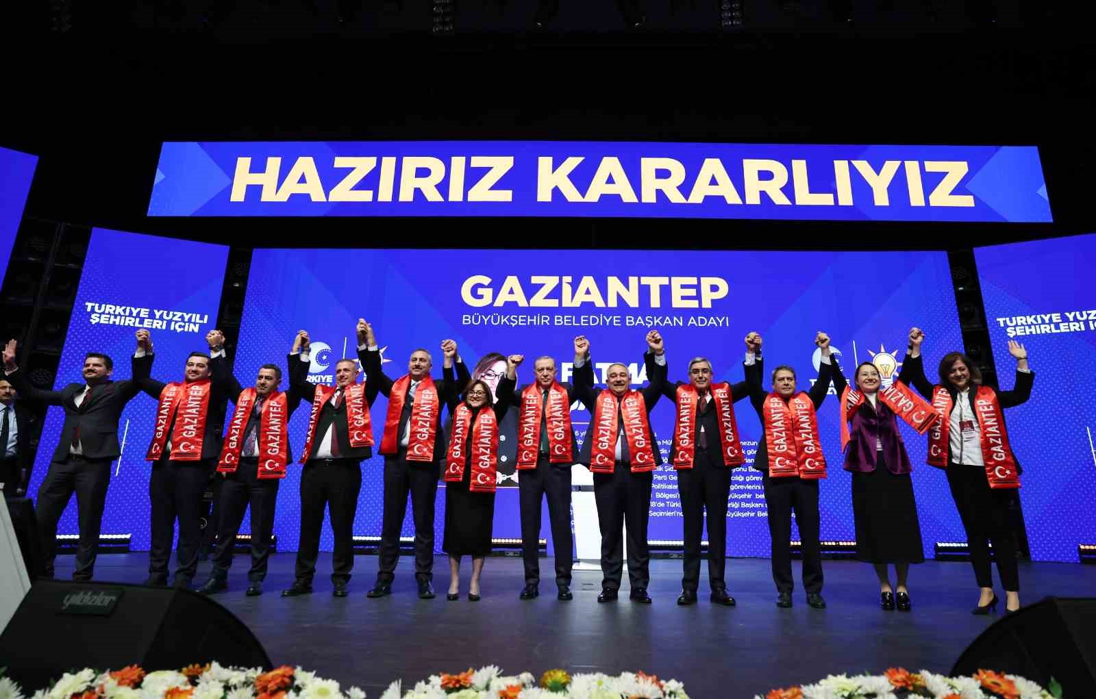 Fatma Şahin, AK Parti’nin Gaziantep Büyükşehir Belediye Başkan adayı olarak belirlendi.