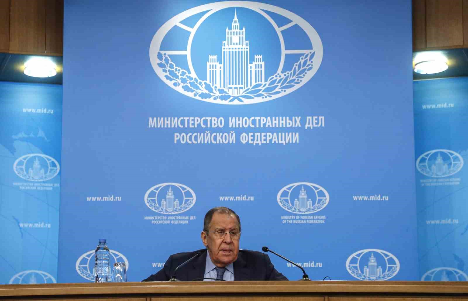 Rusya Dışişleri Bakanı Lavrov: “Zelenskiy, Davos’ta açıkça yalan söyleyerek dünyayı kandırdı!”