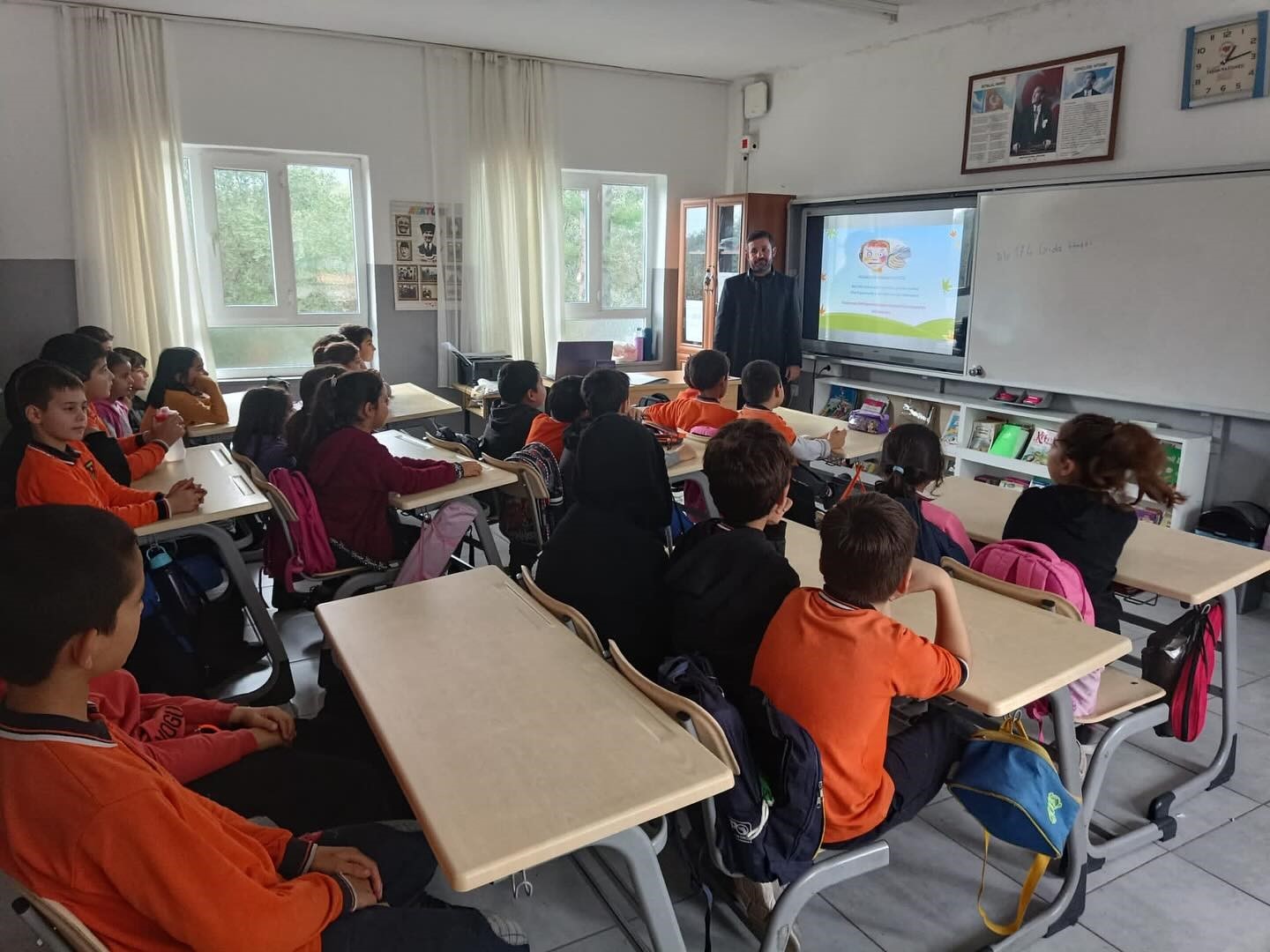 Köyceğiz’deki öğrencilere mesleki rehberlik semineri düzenlendi