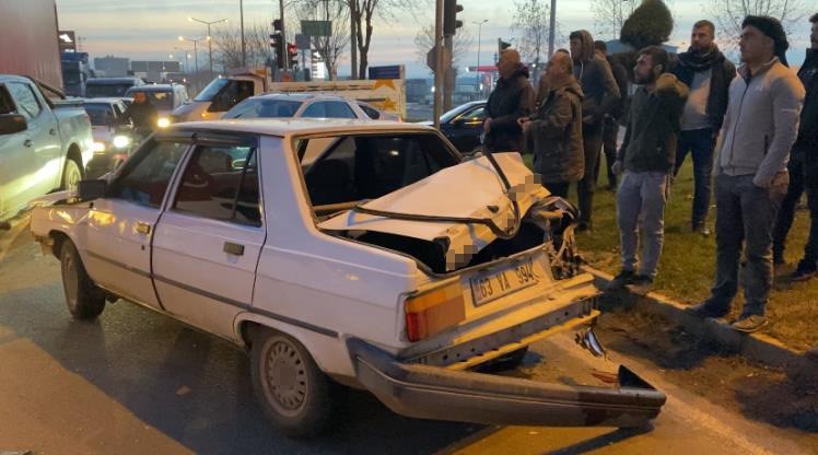 Siverek’te meydana gelen araç zincirleme kazasında 2 kişi yaralandı