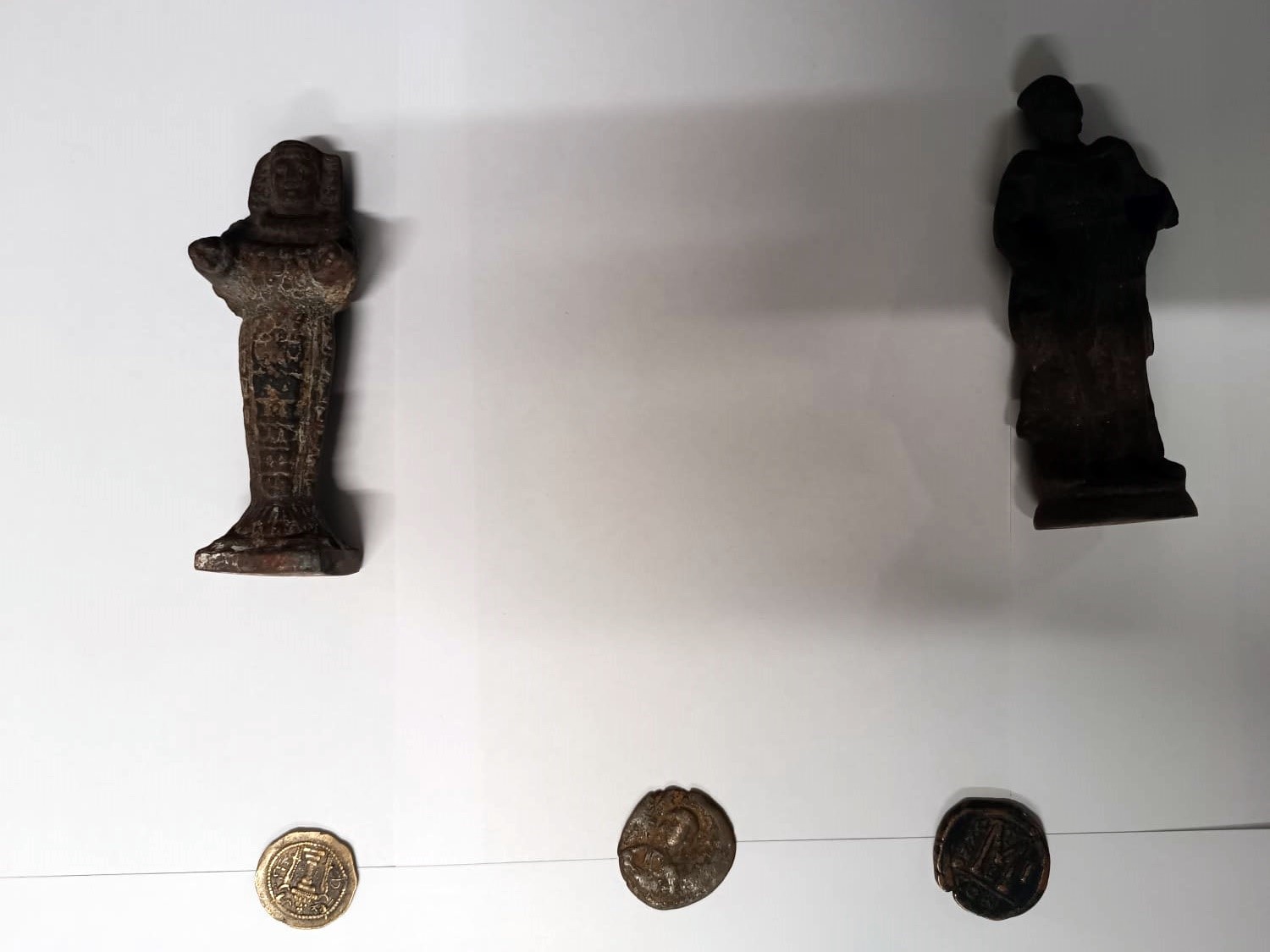 13. yüzyıla ait heykellerin 1 milyon dolarlık satışı engellendi