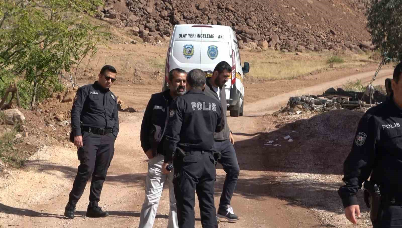 Aksaray’da 8 farklı hırsızlık olayından aranan bir kadın polis tarafından yakalandı