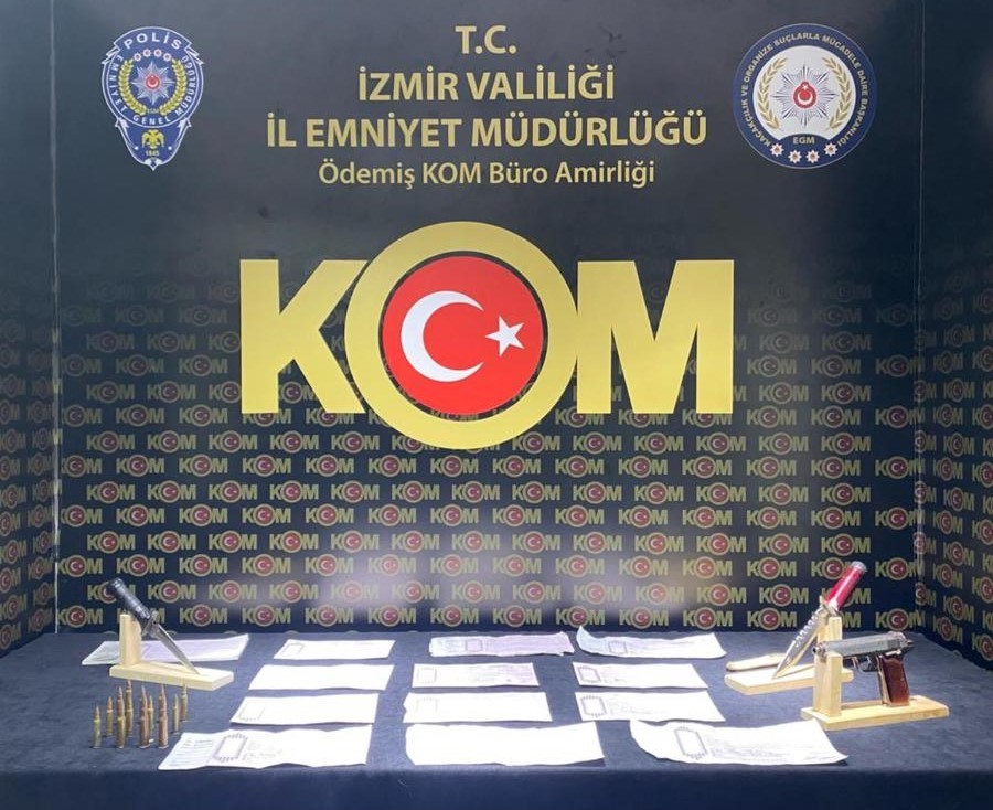 7 kişi tefecilik yaparken yakalandı, İzmir’de gözaltına alındı