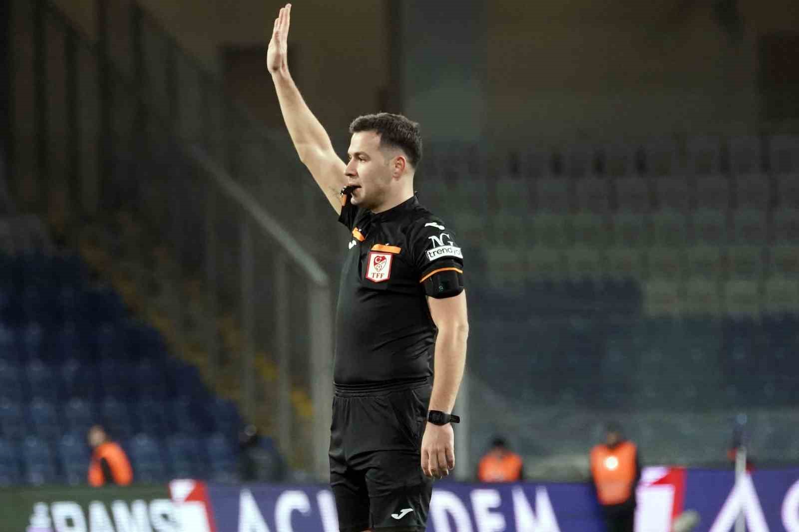 Kayserispor-İstanbulspor Maçının Hakemi Cihan Aydın Olacak